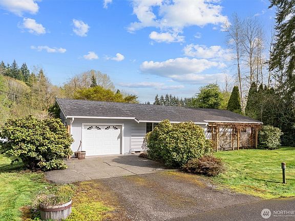 2nd image of 3115 85th Drive SE
