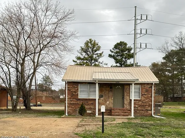 1086 Wabash Cir, Dyersburg, TN 38024