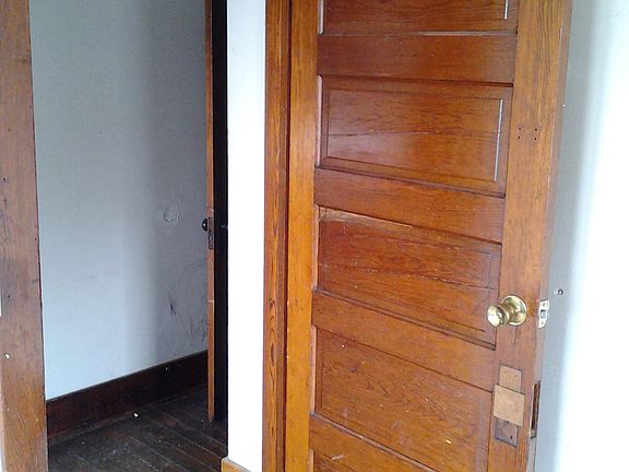 2nd image of 321 South St