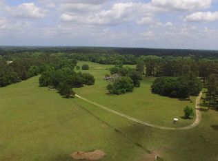 607 Wood Farm Rd, Riverside, TX 77367