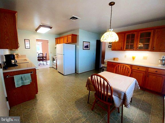 5th image of 1412 Dalewood Dr