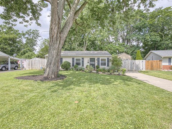 3rd image of 947 Stratford Pl