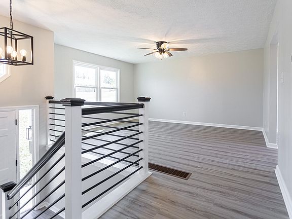 2nd image of 164 Carolyn Ln