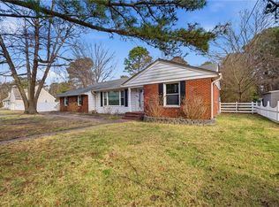 4004 Oak Dr, Chesapeake, VA 23321