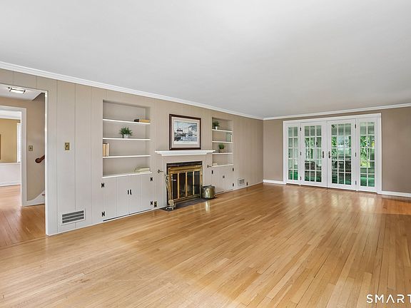 3rd image of 20 Ridge Road