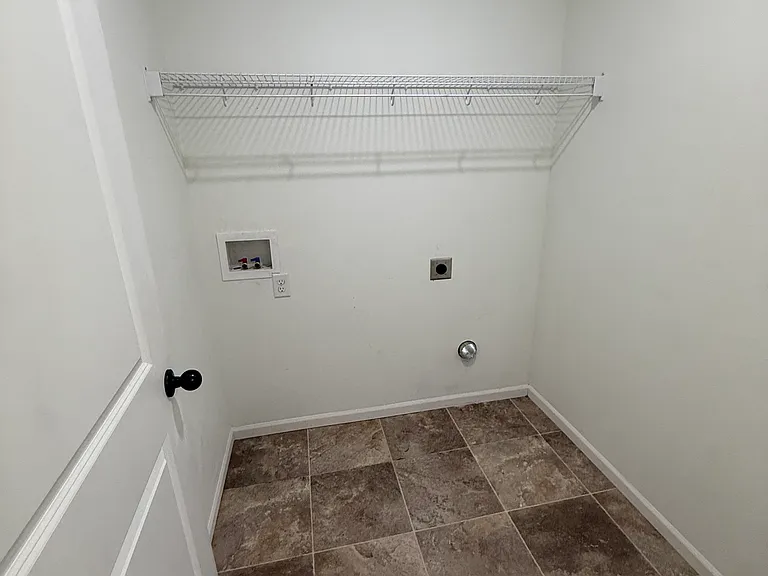 212 Hunter Ave — Photo 14