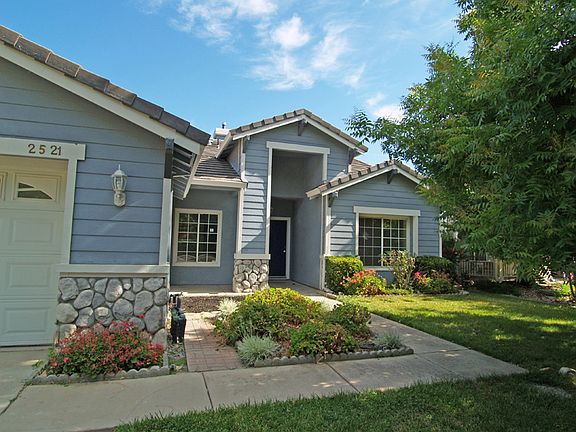 4th image of 2521 Briarcliff Dr