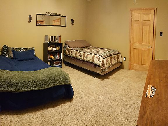 Lower Level BR (1)