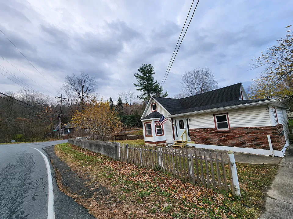 64 Snyders Corners Rd