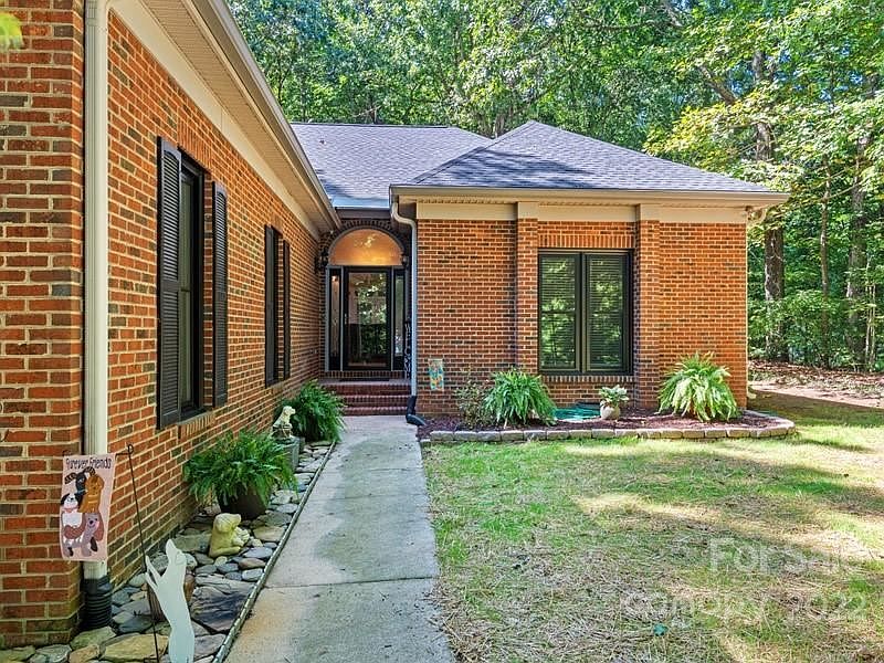 1st image of 10631 Connell Mill Ln