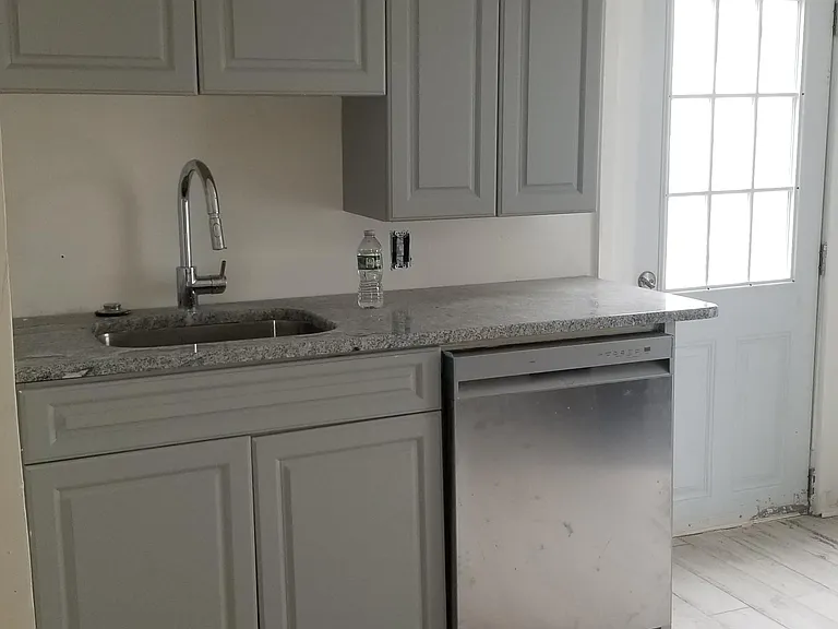 4509 Winchester Ave #2 — Photo 1