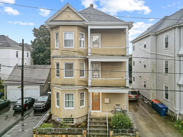 228 Eugenia St, New Bedford, MA 02745