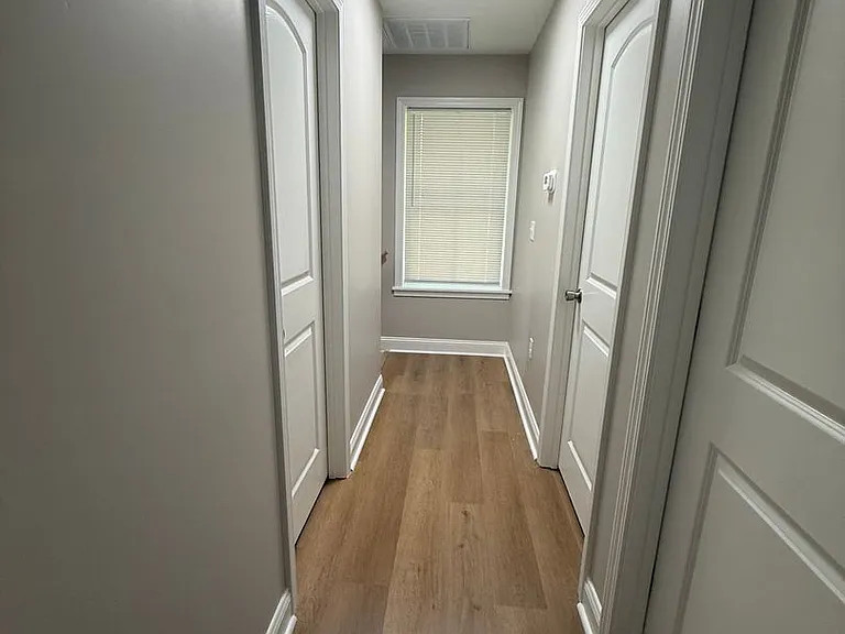 317 Gause St — Photo 10