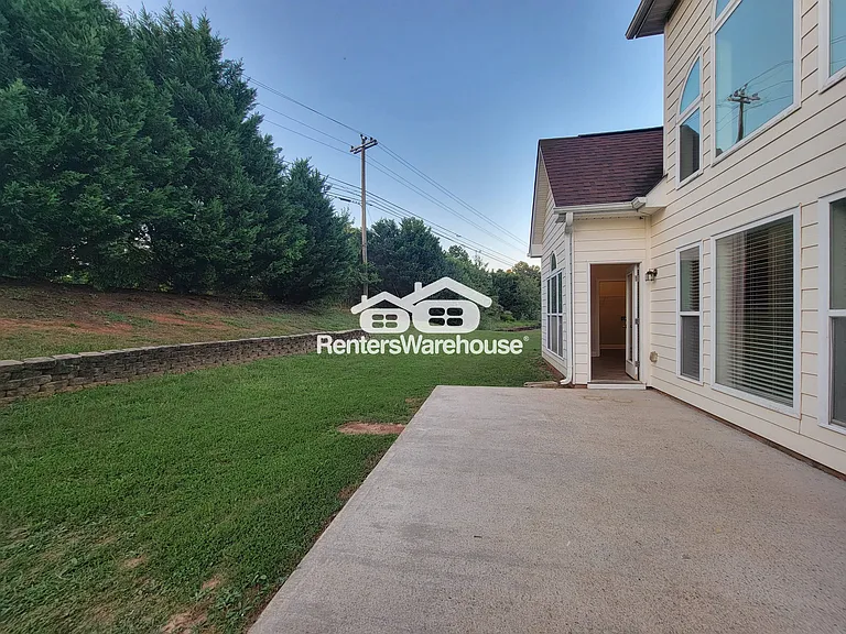1025 Rowanshyre Cir — Photo 39