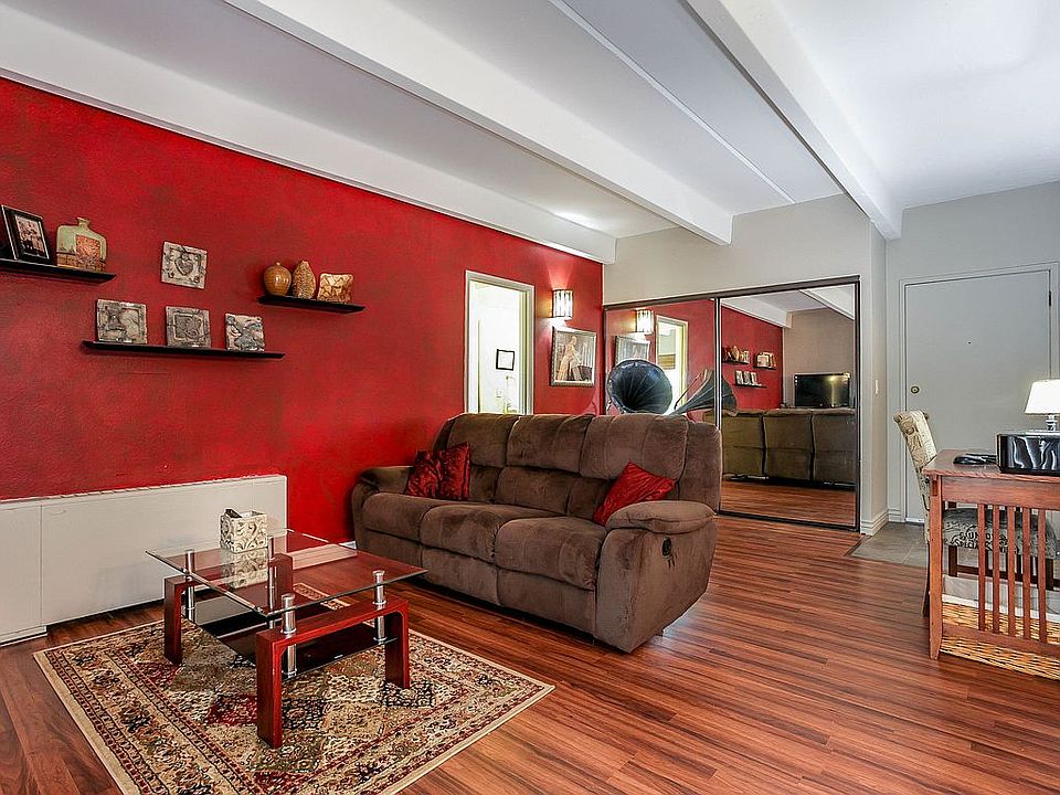 1st image of 551 N Pearl St APT 406