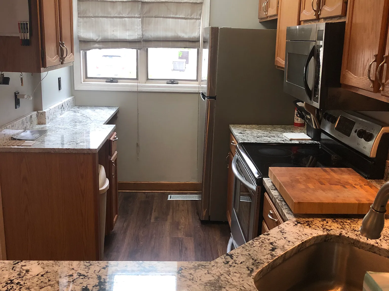 3 bed, 2.5 bath, 1400 sqft, $4,500 — Photo 4