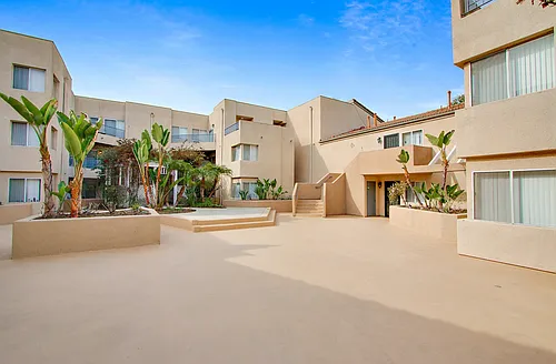 Paramount Terrace Photo 1