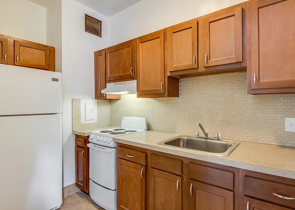 New Cadillac Square Apartments