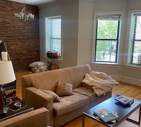 3rd image of 1089-1095 Beacon St #3T