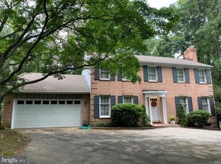 285 Pinecroft Pl, Blue Bell, PA 19422