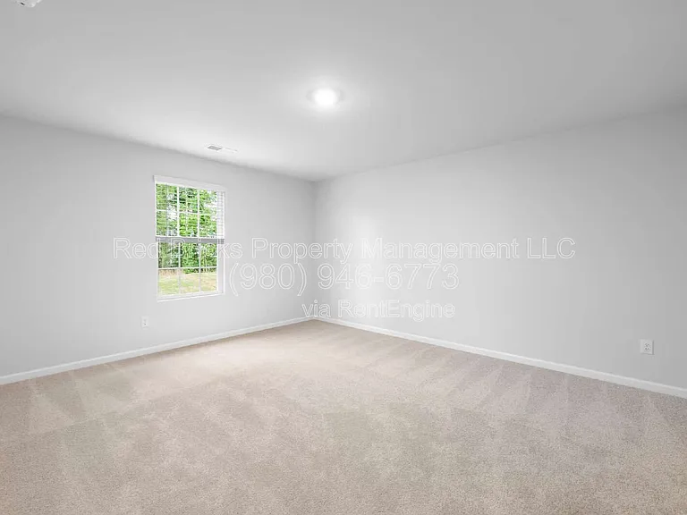 10154 Chatham Run Ln — Photo 16