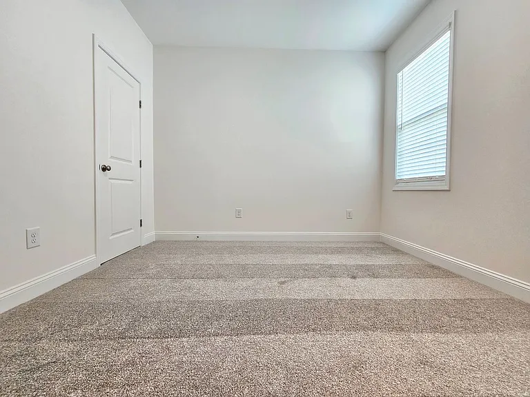 283 Crowville St — Photo 31