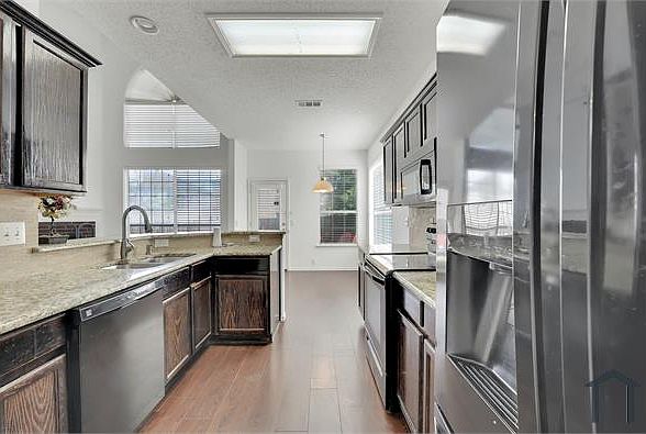 1st image of 8035 Southern Pine Way