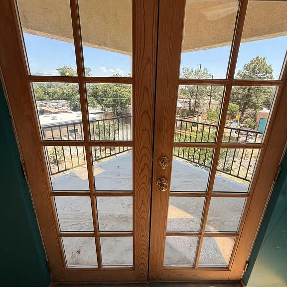 700 Solano Dr SE — Photo 46
