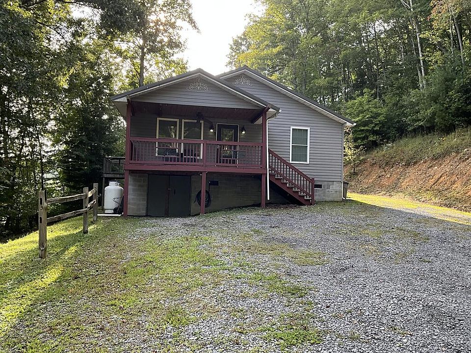 1st image of 1940 Bolt Rd