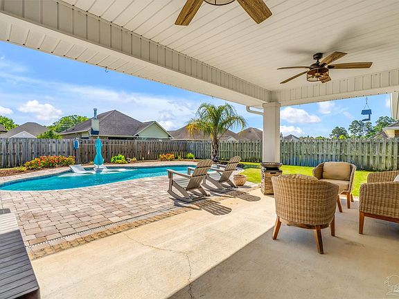 4th image of 7760 Fieldcrest Ct