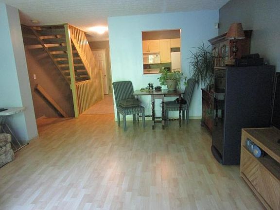 2nd image of 4017 Meadowick Dr
