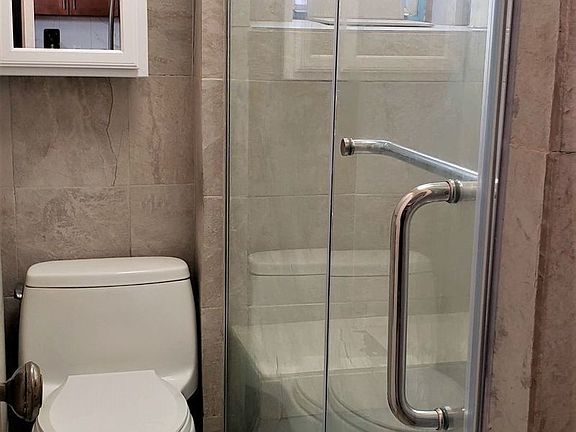 4th image of 399 Herzl St #3