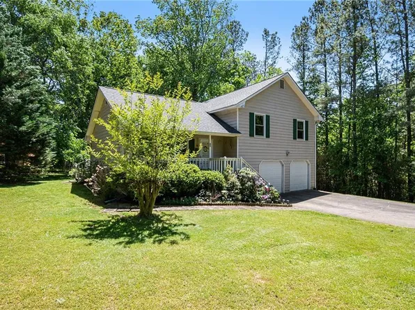 28 Sweetbriar Cir SE, Cartersville, GA 30121