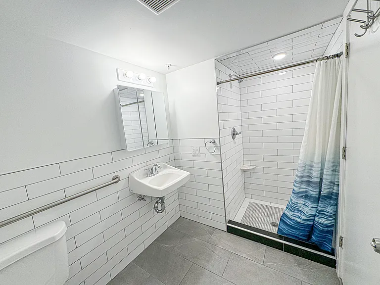 Studio House — Photo 34