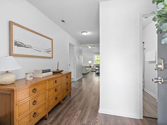 5th image of 305 Arrowood Dr