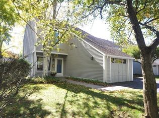 4 Concord Greene UNIT 1, Concord, MA 01742