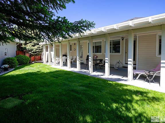 4th image of 1780 Mahogany Cir