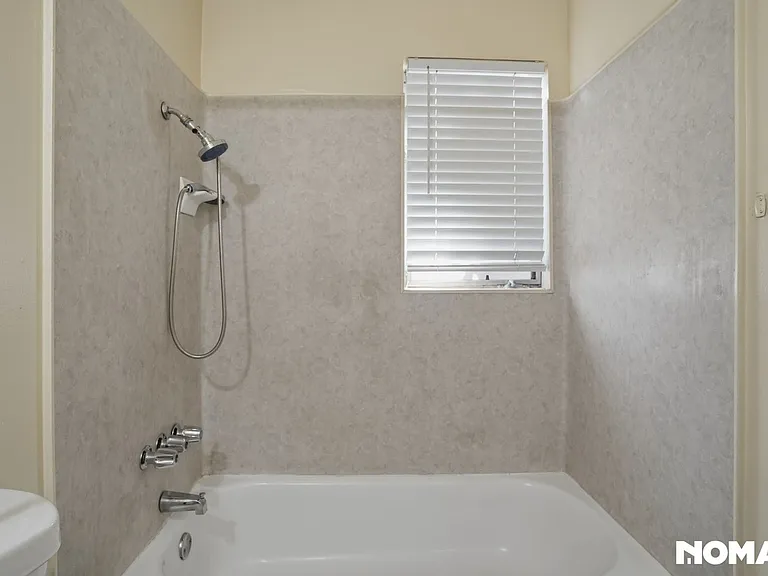 3704 N Abby St — Photo 32