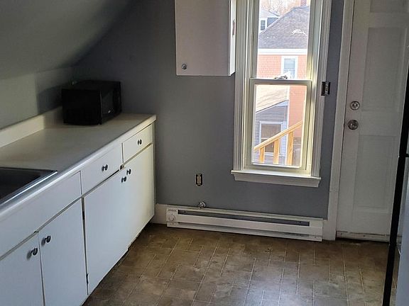 5th image of 25 10th Ave #3