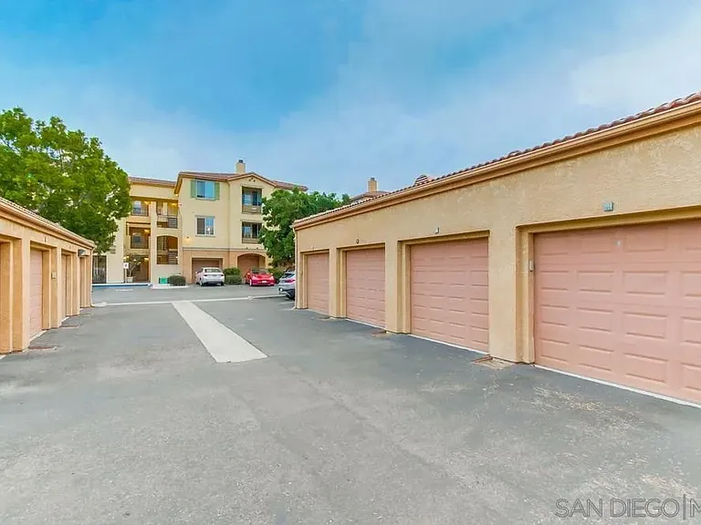 3850 Elijah Ct #931 — Photo 11