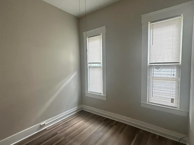 1215 S 1st St #3 — Photo 3