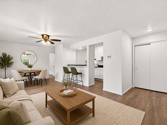 4th image of 1609 E State St #302
