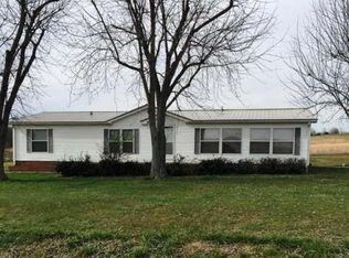 5041 Island Ford Rd, Madisonville, KY 42431