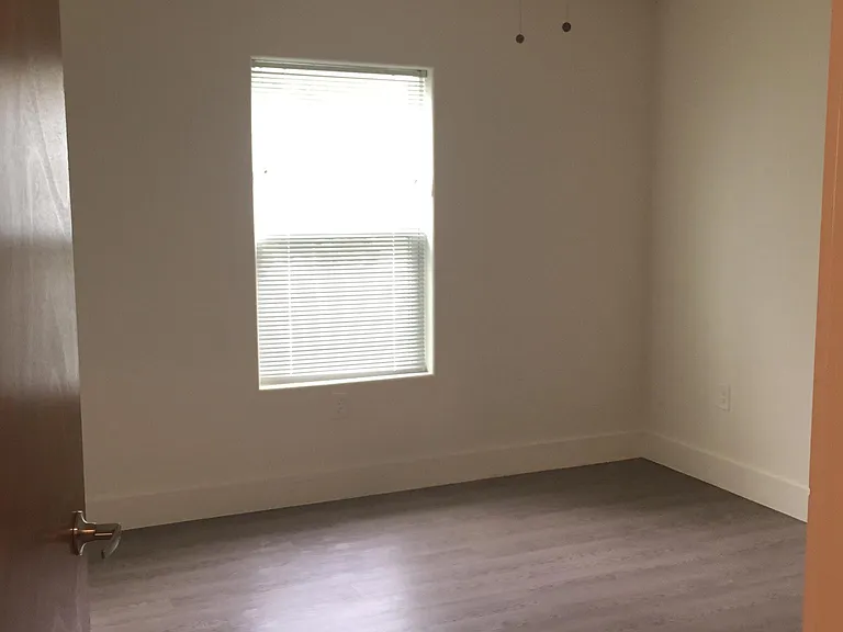2 BED UNIT. BEDROOM 2