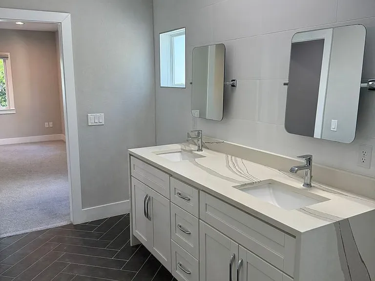 521 Peachtree Rd — Photo 11