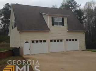 7367 Banks Mill Rd, Douglasville, GA 30135