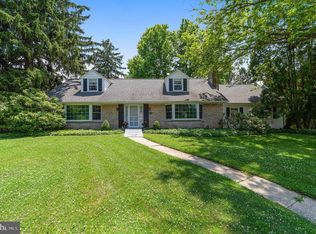 982 S Penn Dr, West Chester, PA 19380