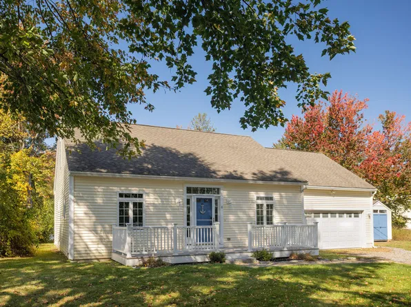 6 Eastern Avenue, York, ME 03909