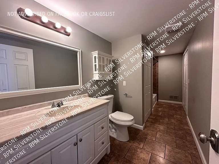3113 Emmons Ave — Photo 11