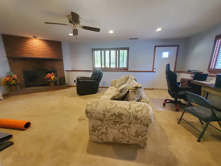 302 Westwood Rd — Photo 18